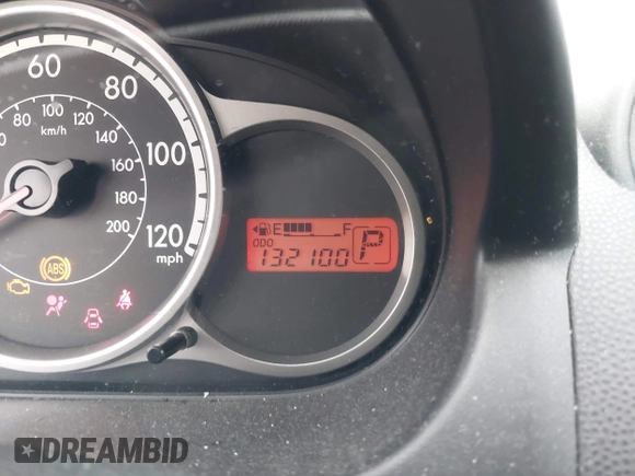 2013 Mazda 2 Sport z VIN JM1DE1KZ5D0164340, wystawiony jako IAAI lot #42280453 z przebiegiem 132 100 mil mil oraz . Historia ofert i sprzedaży dostępna na DreamBid. Obrazek 7.