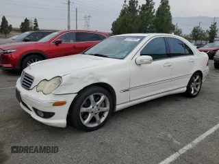 2007 Mercedes-Benz C 350 Sport z VIN WDBRF56H57F881199, wystawiony jako Copart lot #47779325 z przebiegiem 266 720 mil mil oraz Szkoda całkowita • Salvage title. Historia ofert i sprzedaży dostępna na DreamBid. Obrazek 1.