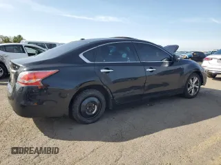2015 Nissan Altima 2.5 z VIN 1N4AL3AP5FN888321, wystawiony jako Copart lot #51566165 z przebiegiem 117 805 mil mil oraz Czysty tytuł • Clean title. Historia ofert i sprzedaży dostępna na DreamBid. Obrazek 3.