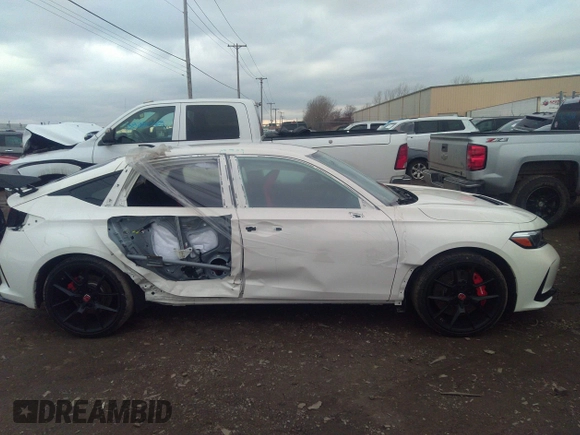 2023 Honda Civic Type R z VIN JHMFL5G45PX002284, wystawiony jako IAAI lot #38295791 z przebiegiem 3 303 mil mil oraz . Historia ofert i sprzedaży dostępna na DreamBid. Obrazek 14.