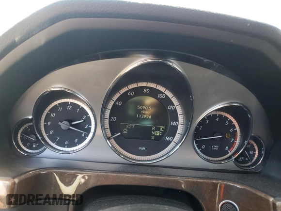 2010 Mercedes-Benz E-Class E 350 Luxury with VIN WDDHF5GB1AA052938, listed as a Copart auction lot 54957775 with 113,996 mi miles and Salvage Title. Bid and sale history available at carsss.com. Image 9.