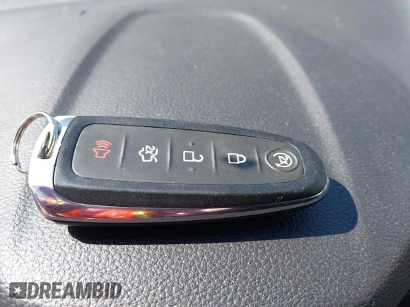 2013 Ford Escape Titanium z VIN 1FMCU0J95DUB46340, wystawiony jako IAAI lot #42168222 z przebiegiem 108 268 mil mil oraz . Historia ofert i sprzedaży dostępna na DreamBid. Obrazek 11.