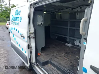 2017 Ford Transit z VIN 1FTYE1YM5HKA34470, wystawiony jako IAAI lot #42245048 z przebiegiem 149 437 mil mil oraz . Historia ofert i sprzedaży dostępna na DreamBid. Obrazek 8.