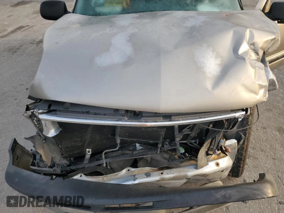 2001 Chevrolet Tahoe LS z VIN 1GNEC13T81J212124, wystawiony jako Copart lot #49049865 z przebiegiem 245 904 mil mil oraz Szkoda całkowita • Salvage title. Historia ofert i sprzedaży dostępna na DreamBid. Obrazek 13.