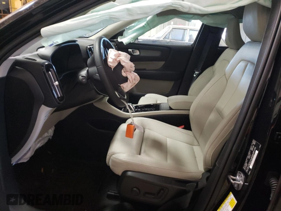 2024 Volvo XC40 Plus Bright Theme with VIN YV4L12UE4R2252652, listed as a Copart auction lot 41743045 with 10,063 mi miles and Salvage Title. Bid and sale history available at DreamBid. Image 7.