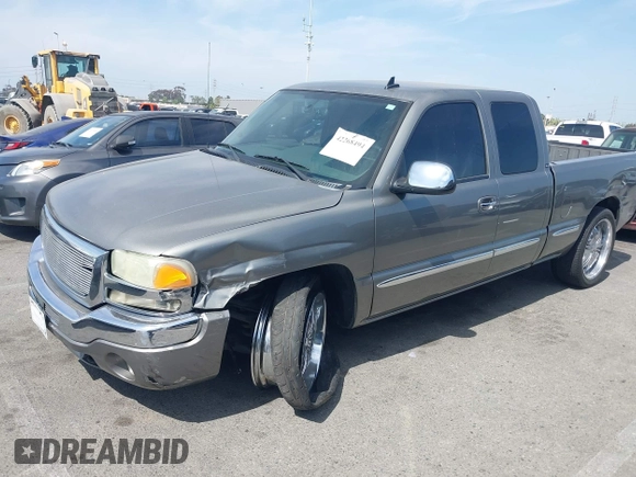 2006 GMC Sierra 1500 SLE1 z VIN 1GTEC19Z86Z297933, wystawiony jako IAAI lot #42268494 z przebiegiem 80 302 mil mil oraz . Historia ofert i sprzedaży dostępna na DreamBid. Obrazek 2.