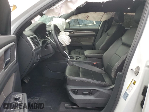 2021 Volkswagen Atlas SE with VIN 1V2KE2CA5MC234552, listed as a Copart auction lot 83522974 with 60,349 mi miles and Salvage title. Bid and sale history available at DreamBid. Image 7.