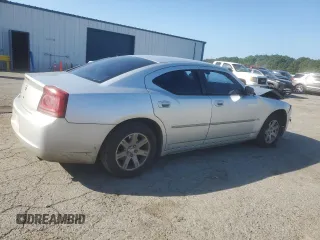 2006 Dodge Charger z VIN 2B3KA43G86H528185, wystawiony jako Copart lot #58007605 z przebiegiem 266 197 mil mil oraz Szkoda całkowita • Salvage title. Historia ofert i sprzedaży dostępna na DreamBid. Obrazek 3.