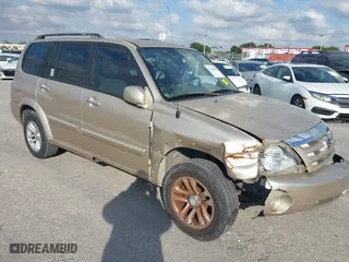 2006 Suzuki XL-7 with VIN JS3TY92V064101982, listed as a IAAI auction lot 41284585 with 237,353 mi miles. Bid and sale history available at carsss.com. Image 1.