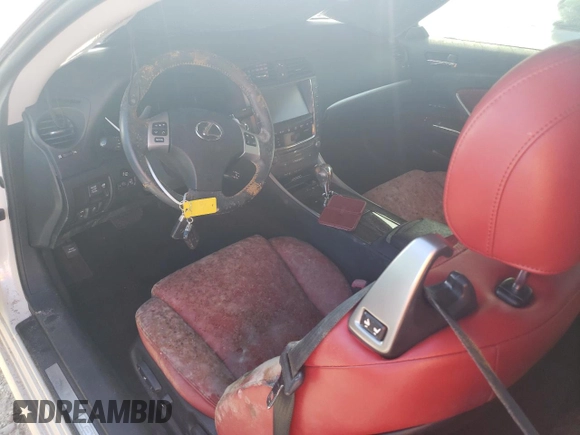 2014 Lexus IS 250 C z VIN JTHFF2C23E2529857, wystawiony jako Copart lot #75666634 z przebiegiem Nie podano mil oraz Szkoda całkowita • Salvage title. Historia ofert i sprzedaży dostępna na DreamBid. Obrazek 8.