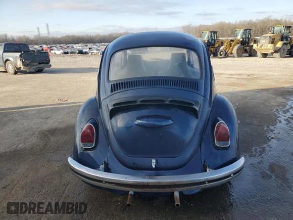 1972 Volkswagen Beetle with VIN 1122162042, listed as a Copart auction lot 43062985 with 84,280 mi miles and Clean Title. Bid and sale history available at DreamBid. Image 6.