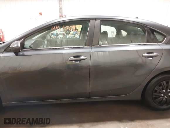 2019 Kia Forte LXS with VIN 3KPF24AD4KE009940, listed as a IAAI auction lot 41815645 with 68,075 mi miles and . Bid and sale history available at DreamBid. Image 15.