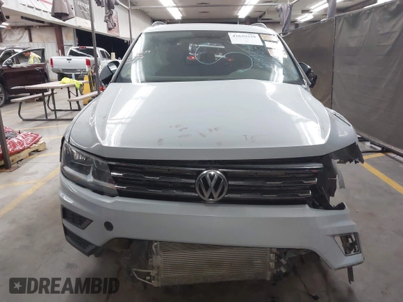 2018 Volkswagen Tiguan SEL with VIN 3VV3B7AX8JM088727, listed as a IAAI auction lot 42639339 with Not provided miles and . Bid and sale history available at DreamBid. Image 11.