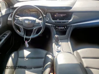 2021 Cadillac XT5 AWD Luxury z VIN 1GYKNBR44MZ162883, wystawiony jako Copart lot #59623725 z przebiegiem 50 006 mil mil oraz Szkoda całkowita • Salvage title. Historia ofert i sprzedaży dostępna na DreamBid. Obrazek 8.