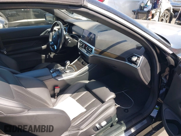 2023 BMW 4 Series 430i z VIN WBA23AT08PCM43813, wystawiony jako IAAI lot #42229052 z przebiegiem 40 273 mil mil oraz . Historia ofert i sprzedaży dostępna na DreamBid. Obrazek 5.