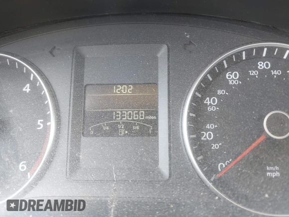 2014 Volkswagen Jetta TDI w/Premium with VIN 3VW3L7AJ3EM319365, listed as a IAAI auction lot 42479875 with 133,068 mi miles and . Bid and sale history available at DreamBid. Image 7.