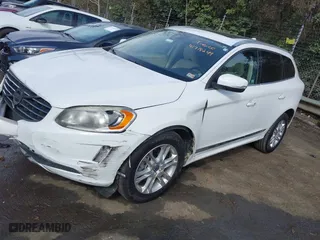 2015 Volvo XC60 T5 with VIN YV4612RK1F2730923, listed as a IAAI auction lot 41718249 with 186,856 mi miles. Bid and sale history available at carsss.com. Image 17.