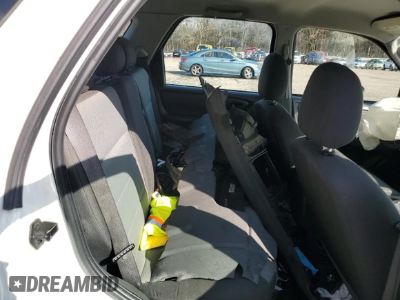 2006 Ford Escape XLS with VIN 1FMYU02Z46KB46719, listed as a Copart auction lot 44072045 with 0 mi miles and Salvage Title. Bid and sale history available at carsss.com. Image 11.
