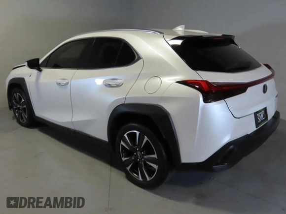 2019 Lexus UX 200 z VIN JTHY3JBH4K2014363, wystawiony jako Copart lot #48990525 z przebiegiem 92 751 mil mil oraz Szkoda całkowita • Salvage title. Historia ofert i sprzedaży dostępna na DreamBid. Obrazek 4.