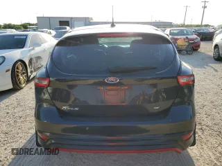 2015 Ford Focus SE with VIN 1FADP3K27FL314500, listed as a Copart auction lot 52727255 with 92,540 mi miles and Clean Title. Bid and sale history available at carsss.com. Image 6.