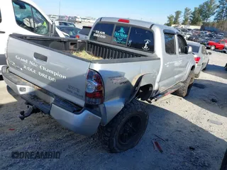 2009 Toyota Tacoma z VIN 5TELU42N09Z596810, wystawiony jako IAAI lot #41673552 z przebiegiem 169 044 mil mil oraz . Historia ofert i sprzedaży dostępna na DreamBid. Obrazek 4.