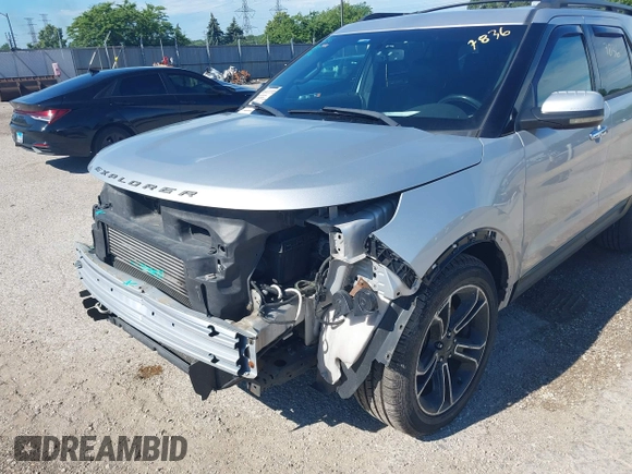 2014 Ford Explorer Sport z VIN 1FM5K8GT9EGA14259, wystawiony jako IAAI lot #42607836 z przebiegiem 83 178 mil mil oraz . Historia ofert i sprzedaży dostępna na DreamBid. Obrazek 6.