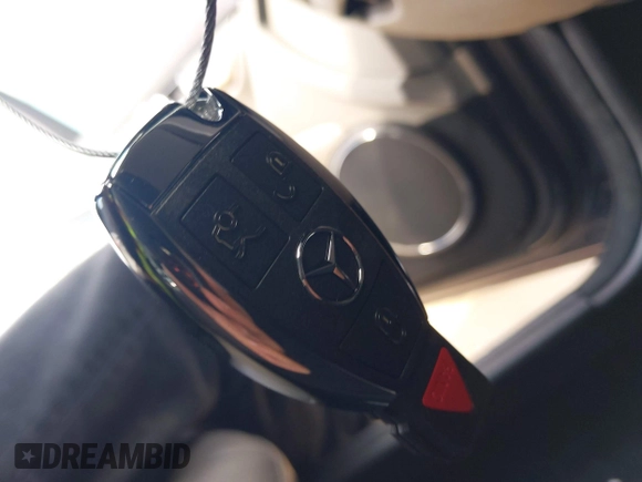 2008 Mercedes-Benz C 350 Sport with VIN WDDGF56X38R031321, listed as a IAAI auction lot 42046670 with 189,702 mi miles and . Bid and sale history available at DreamBid. Image 11.