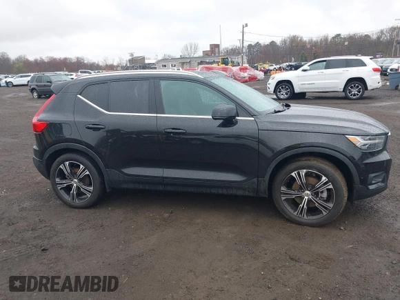 2021 Volvo XC40 Inscription with VIN YV4162UL2M2457905, listed as a IAAI auction lot 42017891 with 48,424 mi miles and . Bid and sale history available at DreamBid. Image 13.