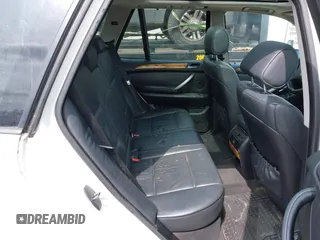2004 BMW X5 3.0i with VIN 5UXFA13594LU44968, listed as a IAAI auction lot 42151081 with 197,471 mi miles. Bid and sale history available at carsss.com. Image 8.