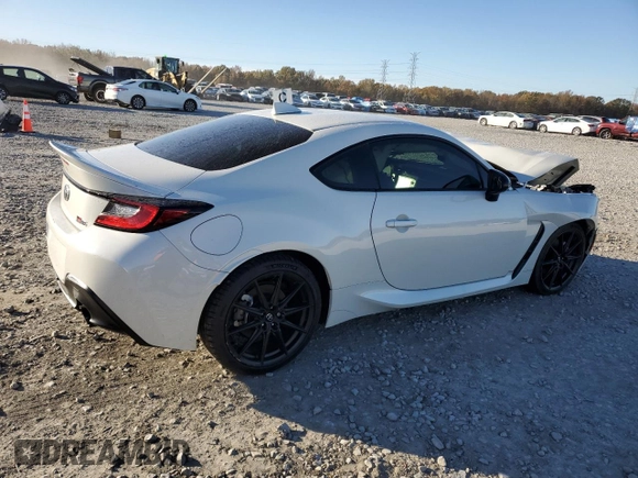 2024 Toyota 86 Premium with VIN JF1ZNBE11R9758093, listed as a Copart auction lot 83036954 with Not Provided miles and Salvage Title. Bid and sale history available at carsss.com. Image 3.