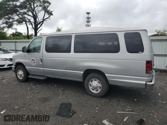 2011 Ford Econoline Passenger XL z VIN 1FBSS3BL5BDB10912, wystawiony jako Copart lot #42897565 z przebiegiem 81 907 mil mil oraz Nie do naprawy • Non repairable. Historia ofert i sprzedaży dostępna na DreamBid. Obrazek 2.