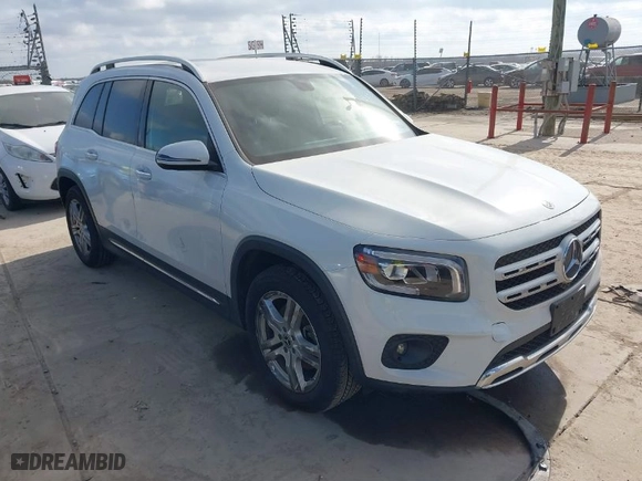 2020 Mercedes-Benz GLB with VIN W1N4M4GB8LW033312, listed as a IAAI auction lot 41488575 with 108,682 mi miles. Bid and sale history available at carsss.com. Image 1.
