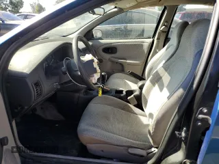 2001 Saturn SL z VIN 1G8ZF52861Z275529, wystawiony jako Copart lot #74153154 z przebiegiem 171 272 mil mil oraz Tytuł czysty. Historia ofert i sprzedaży dostępna na DreamBid. Obrazek 7.