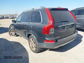 2012 Volvo XC90 with VIN YV4952CZ0C1611186, listed as a IAAI auction lot 41672138 with 131,230 mi miles and . Bid and sale history available at DreamBid. Image 3.