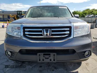 2015 Honda Pilot EX-L z VIN 5FNYF4H77FB063195, wystawiony jako Copart lot #54672715 z przebiegiem 137 646 mil mil oraz Czysty tytuł • Clean title. Historia ofert i sprzedaży dostępna na DreamBid. Obrazek 5.