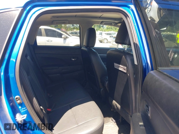 2015 Mitsubishi Outlander GT with VIN 4A4AR4AWXFE047335, listed as a IAAI auction lot 42720990 with 164,672 mi miles and . Bid and sale history available at DreamBid. Image 8.