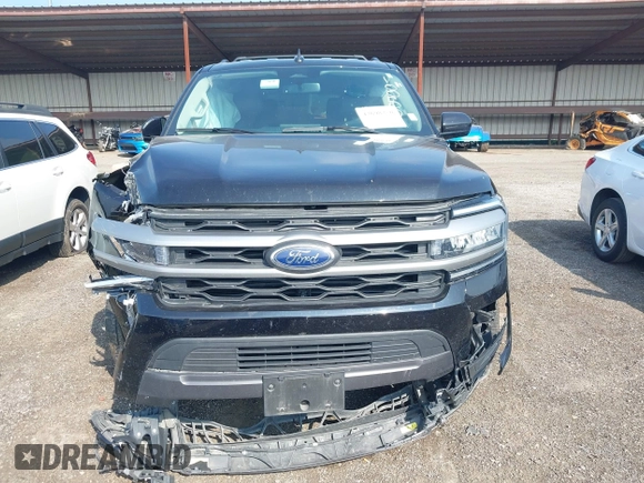 2024 Ford Expedition Max XLT с VIN 1FMJK1J82REA10050, выставлен на аукционе IAAI как лот 42698350 с пробегом 47 383 миль миль и . История ставок и продаж доступна на DreamBid. Изображение 12.