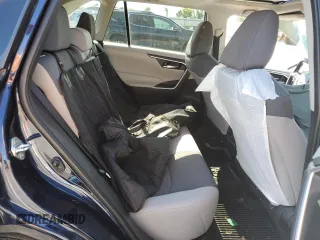 2019 Toyota RAV4 XLE with VIN 2T3W1RFV7KW029959, listed as a Copart auction lot 61825405 with 36,180 mi miles and Salvage title. Bid and sale history available at DreamBid. Image 11.