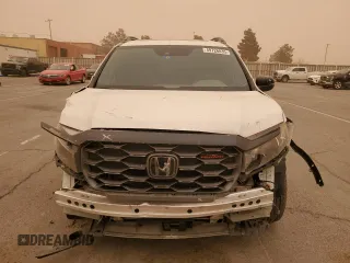 2022 Honda Passport TrailSport with VIN 5FNYF8H67NB008548, listed as a Copart auction lot 49726835 with 38,322 mi miles and Salvage Title. Bid and sale history available at carsss.com. Image 5.