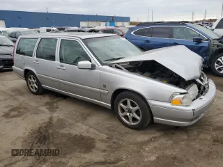 2000 Volvo V70 with VIN YV1LW61J8Y2703877, listed as a Copart auction lot 78783034 with 257,747 mi miles and Salvage Title. Bid and sale history available at carsss.com. Image 4.