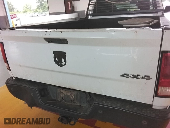 2017 Ram 2500 Tradesman z VIN 3C6TR5HT0HG771975, wystawiony jako IAAI lot #42801757 z przebiegiem 185 058 mil mil oraz . Historia ofert i sprzedaży dostępna na DreamBid. Obrazek 7.