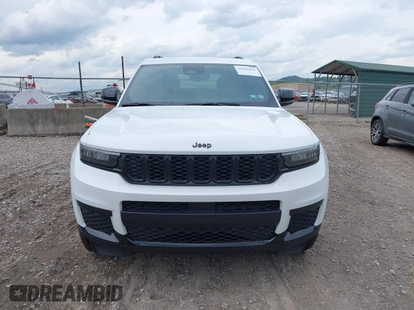 2024 Jeep Grand Cherokee Altitude z VIN 1C4RJKAG7R8607555, wystawiony jako IAAI lot #42162453 z przebiegiem 14 802 mil mil oraz . Historia ofert i sprzedaży dostępna na DreamBid. Obrazek 13.