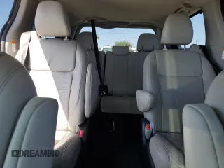 2018 Toyota Sienna XLE Auto Access Seat с VIN 5TDYZ3DC7JS954063, выставлен на аукционе Copart как лот 49421995 с пробегом 112 772 миль миль и Списание • Salvage title. История ставок и продаж доступна на DreamBid. Изображение 10.