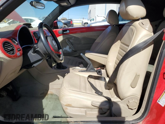 2014 Volkswagen Beetle 2.0L TDI с VIN 3VW6L7AT8EM822467, выставлен на аукционе Copart как лот 46369595 с пробегом 154 175 миль миль и Списание • Salvage title. История ставок и продаж доступна на DreamBid. Изображение 7.