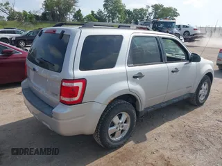 2008 Ford Escape XLT with VIN 1FMCU93188KD05798, listed as a IAAI auction lot 42497044 with 215,954 mi miles and . Bid and sale history available at DreamBid. Image 4.