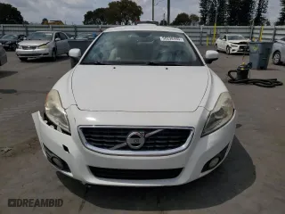 2011 Volvo C70 with VIN YV1672MC3BJ118430, listed as a Copart auction lot 50298405 with 77,501 mi miles and Clean Title. Bid and sale history available at carsss.com. Image 5.