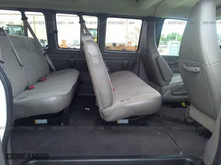 2019 Chevrolet Express Passenger LT with VIN 1GAZGPFG2K1247624, listed as a IAAI auction lot 30701525 with 22,150 mi miles. Bid and sale history available at carsss.com. Image 8.