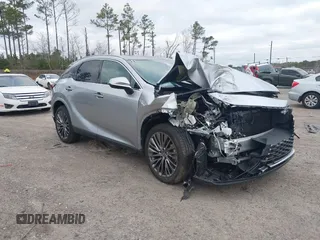 2024 Lexus RX 350 z VIN 2T2BAMBA2RC032577, wystawiony jako IAAI lot #41422947 z przebiegiem 16 644 mil mil oraz . Historia ofert i sprzedaży dostępna na DreamBid. Obrazek 1.