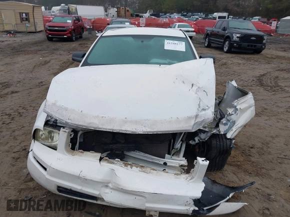2005 Ford Mustang Deluxe with VIN 1ZVFT80N455211561, listed as a IAAI auction lot 41548177 with Not Provided miles. Bid and sale history available at carsss.com. Image 11.