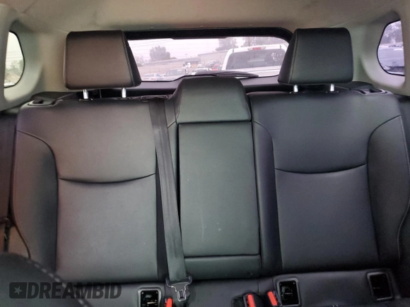 2022 Toyota Corolla Cross XLE with VIN 7MUDAAAG6NV014706, listed as a Copart auction lot 52456065 with 31,041 mi miles and Salvage title. Bid and sale history available at DreamBid. Image 10.